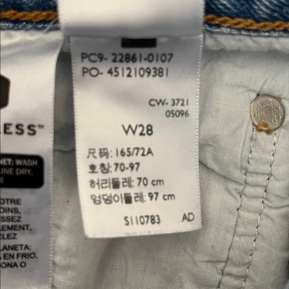 Levi’s Wedgie Distressed Button Fly Jeans - Picture 7 of 8